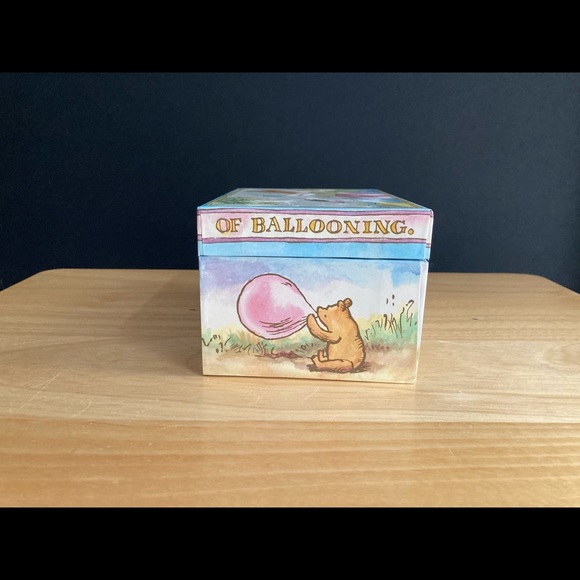 Linden Classic Pooh Disney Vintage Musical Jewelry Box - Picture 5 of 15